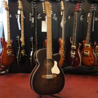 ART & LUTHERIE LEGACY 12 Bourbon Burst CW Presys II